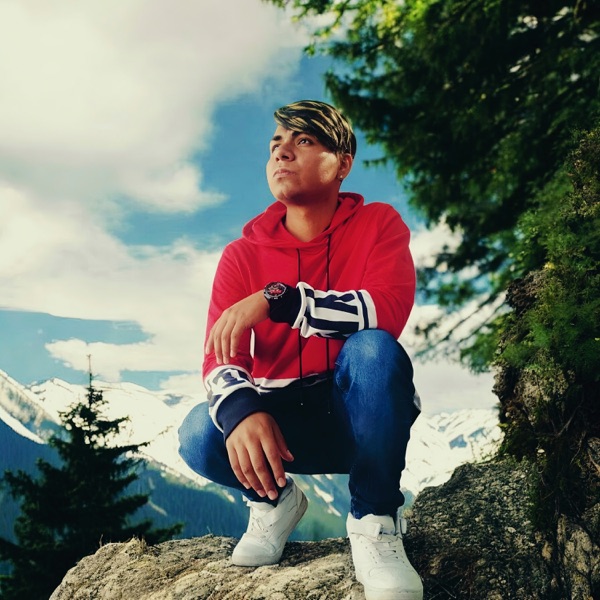 Lárgate (feat. MERCY LA MELODIA)