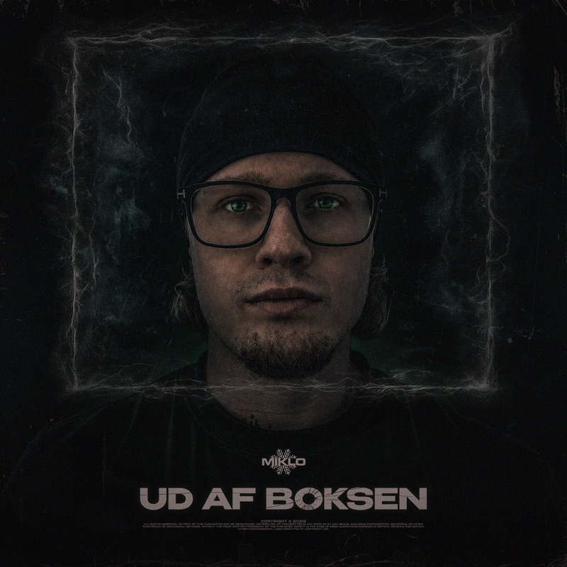 Ud Af Boksen - Single