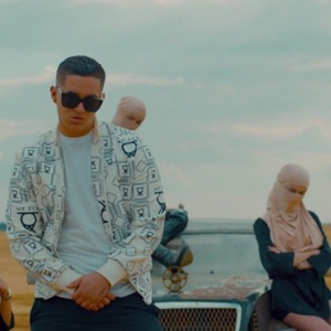 FLAKE (feat. ERMAL FEJZULLAHU)