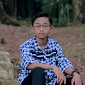 Hanya Bisa Merelakan Album Art