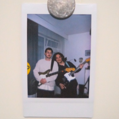 Kocaman Bir Kalbin Var - Single