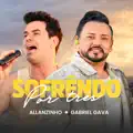 Sofrendo por Três