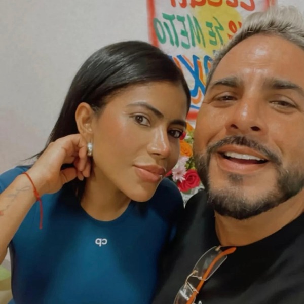 El Perro es Perro la Toxicosteña y El Oveja (feat. La Toxicosteña)