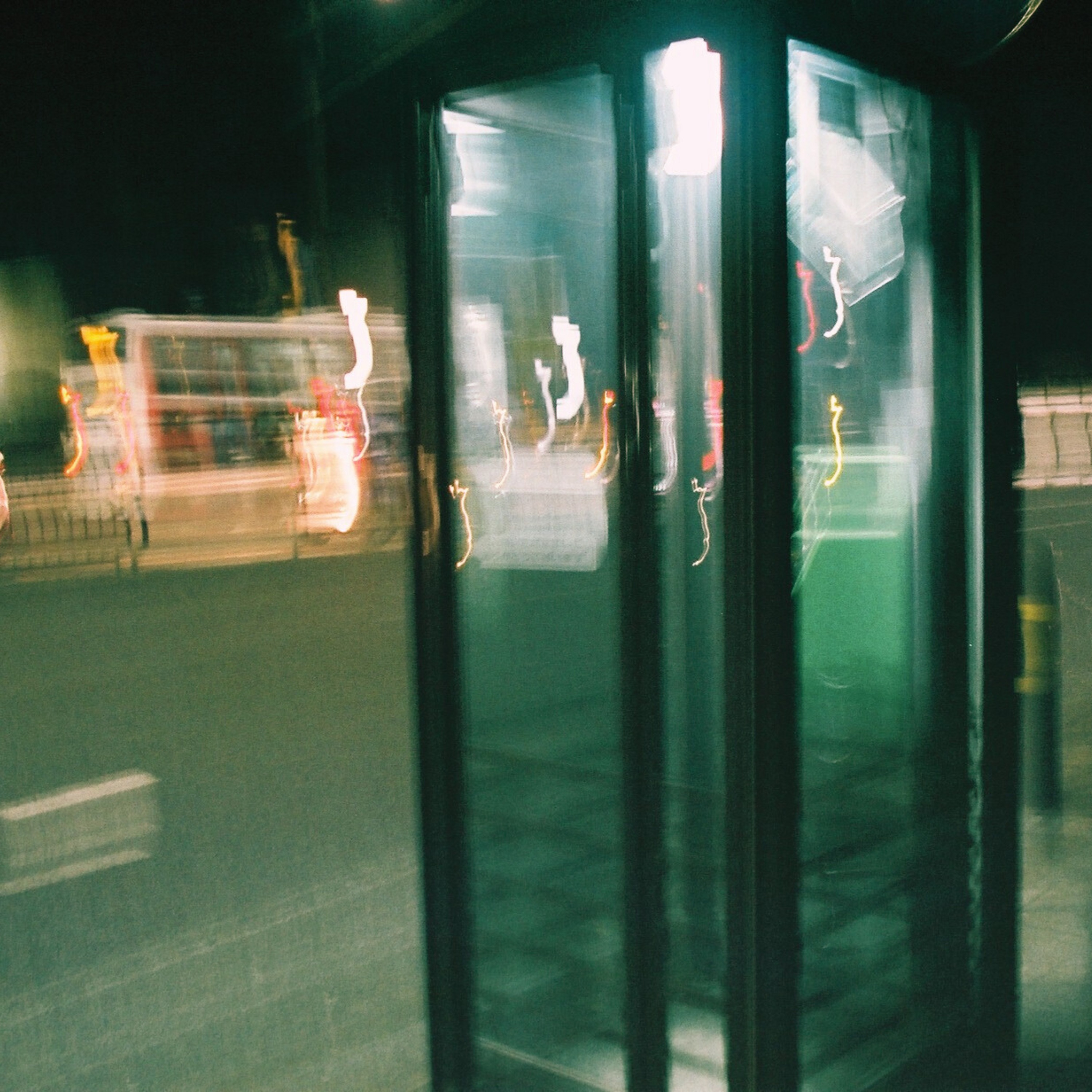 I WANT IT / MOVIN ON - Single