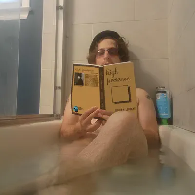 Posłuchaj utworu High Pretense - EP wykonywanego przez Josh Levinsky.
