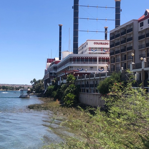 River Boat Queen