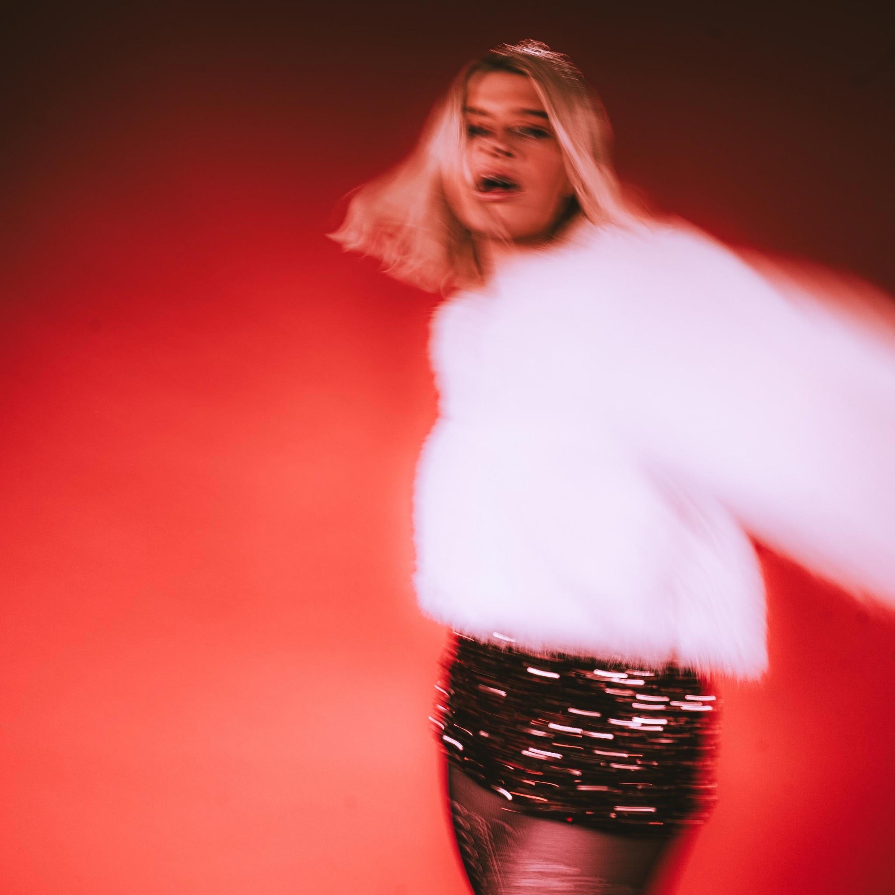 Trust Issues - Single