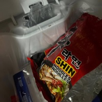 microtonal + negative harmony = arrettee jaime pas ccaaa laalala c meme pas des vrai notes - Single - tshizwiz