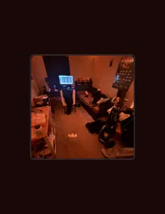 Ouça suniiski, assista a videoclipes, leia a biografia, veja as datas das turnês e mais!