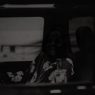 Ascolta 'DEAD INSIDE 2' di babysevin