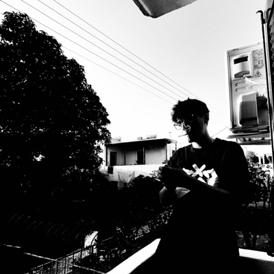 poate imi iau un chanel - Single