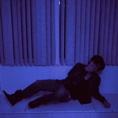 RUNWAY - Single