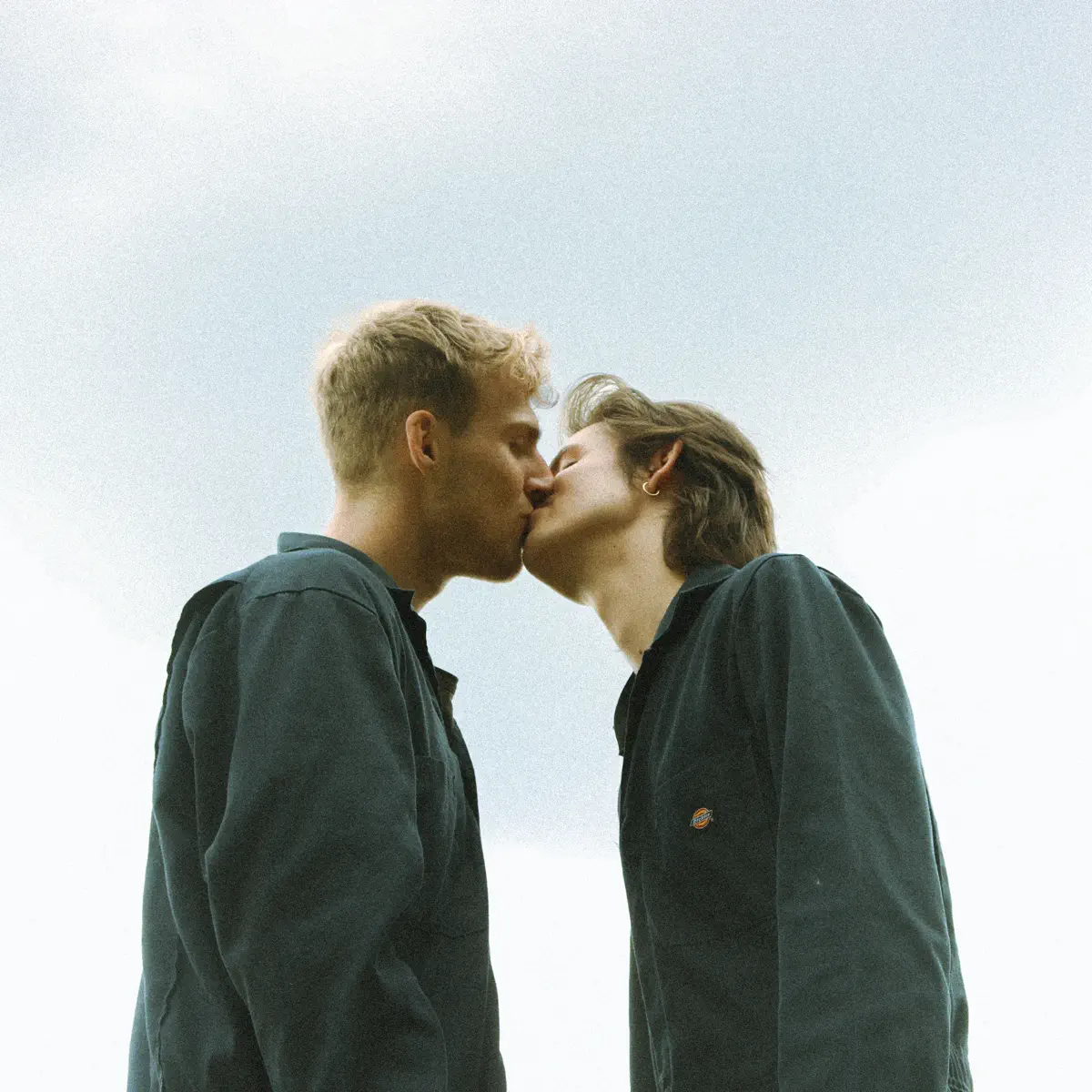 Alois & VLB - Liefde - Single (2024) [iTunes Plus AAC M4A]-新房子