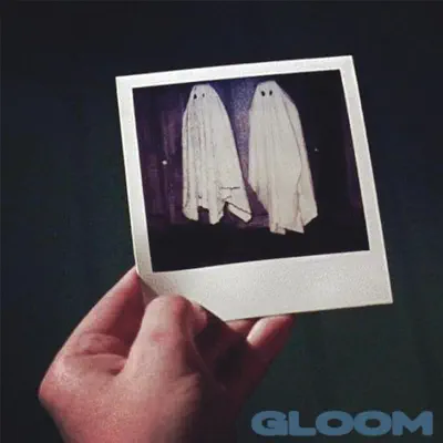 Escucha GLOOM de RayNash & Bezo