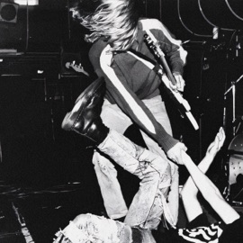 вытираю кровь roofkid