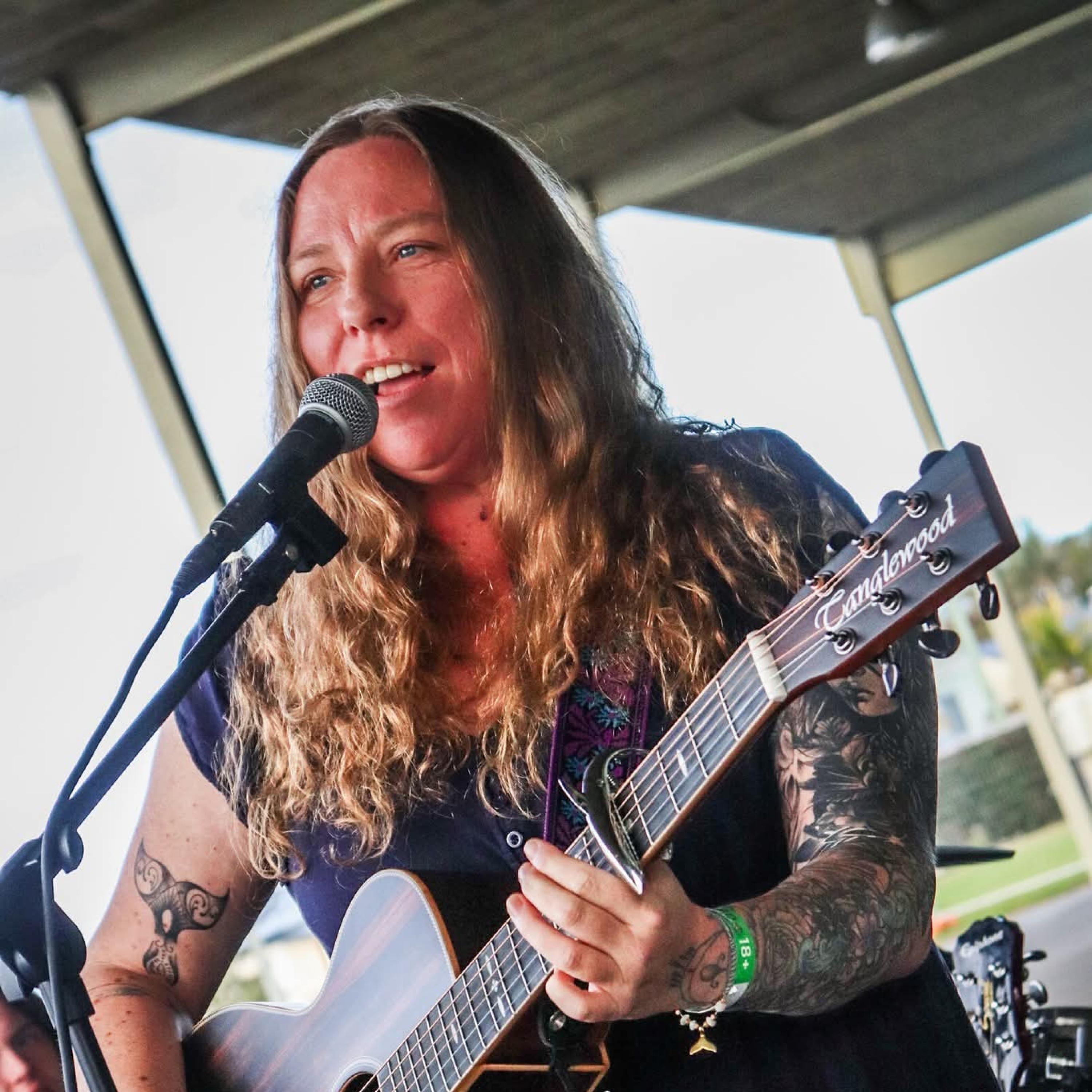 I'll Leave the Light On - Single