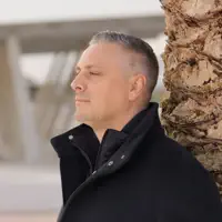 Ovisan O Tebi