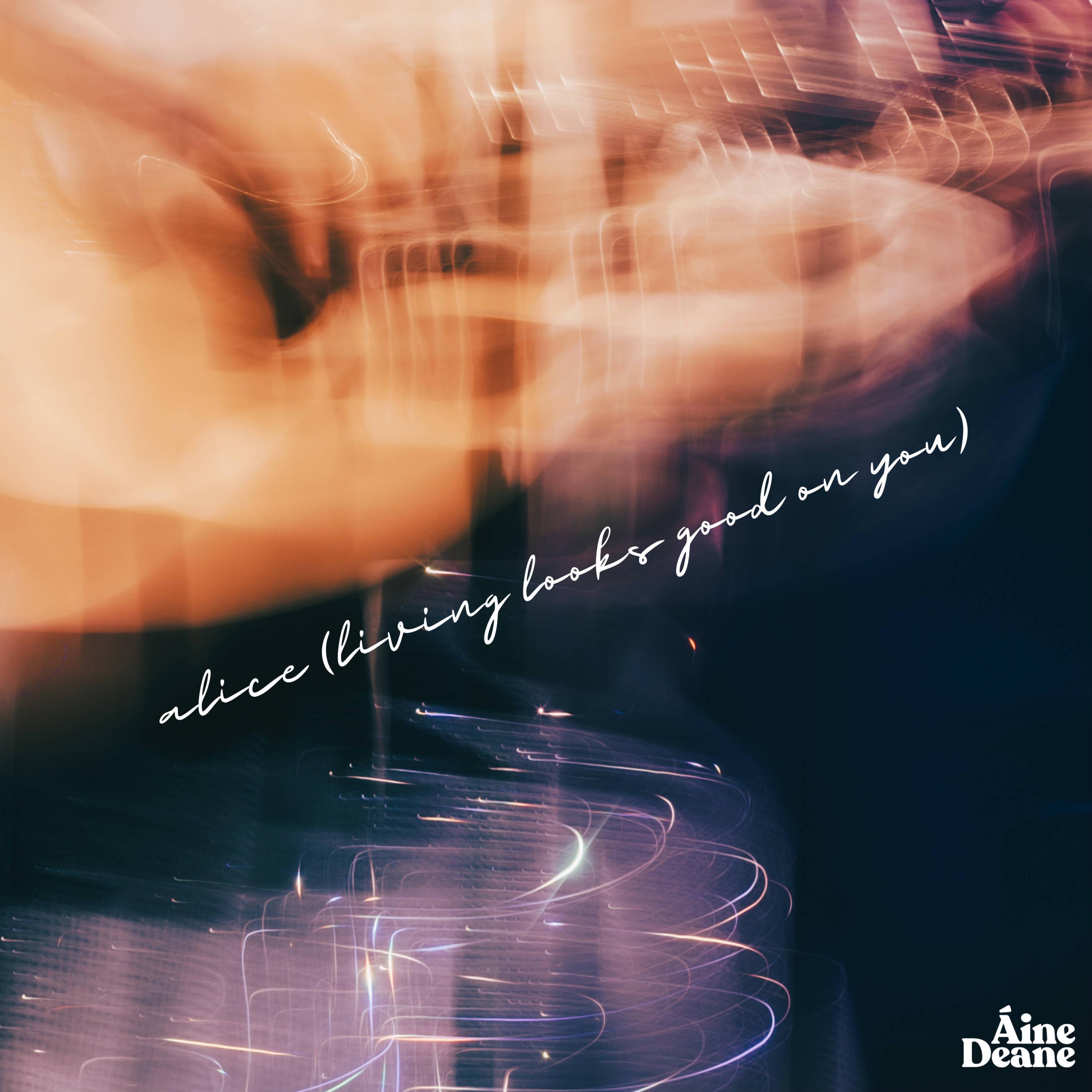 alice (living looks good on you) - Single