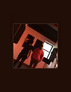 Hör dir Hella Bandzz an, schau dir Musikvideos an, lies die Biografie, finde Tourdaten und mehr!