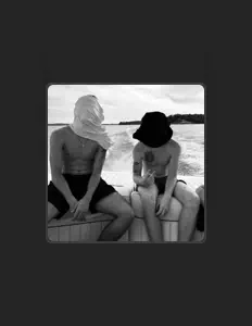 Cmxney0 सुनें, म्यूज़िक वीडियो देखें, बायो पढ़ें, दौरे की तारीखें और बहुत कुछ देखें!