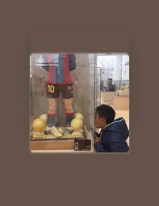 Ascolta Aananjay Daniel, guarda video musicali, leggi la biografia, vedi le date del tour & altro!