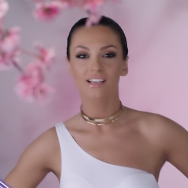 Точка за мен Djulia