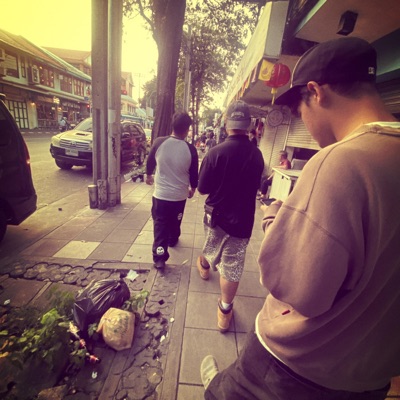 เธอสาวกรุงเทพ (feat. BETAYOURBITCH) [Acoustic Remix Version] - Single