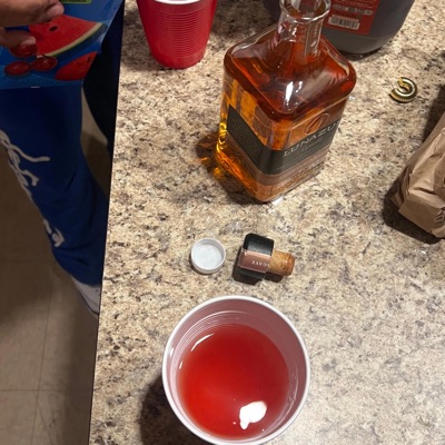 Outwest droppin 4s (feat. Luuhty) - Single