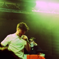 SINGING MY PRAISES - Single - Nos