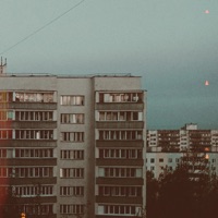 В окнах домов - Single - плохие отношения