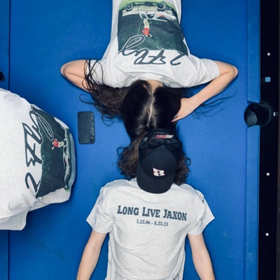 Plug (Love Is A Drug) (feat. Jacie) - Single