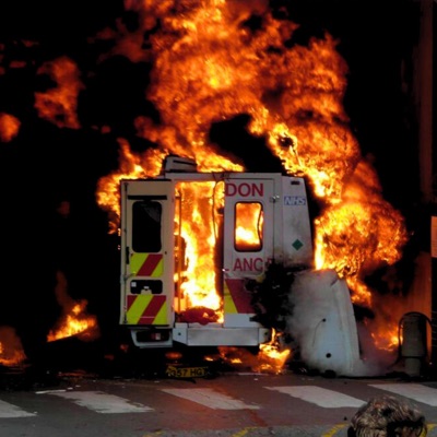 LLAMEN LA AMBULANCIA