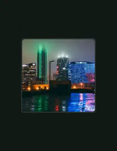 Poslechněte si interpreta CEO Keshia, sledujte hudební videa, přečtěte si životopis, podívejte se na data turné a další informace.