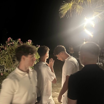 BAILA CONMIGO - Single