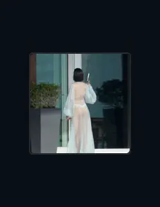 Listen to Abashidze Rezi, watch music videos, read bio, see tour dates & more!