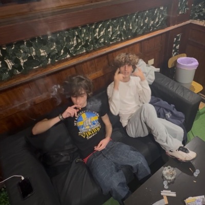 milli rock (feat. jayden) - Single