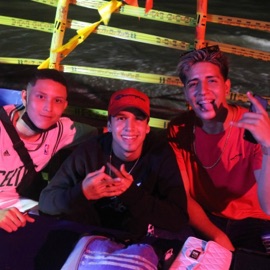 DUELE (feat. J Leal) maiklaclave