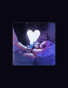 coral을(를) 듣고, 뮤직 비디오를 보고, 약력을 읽고, 투어 일정 등을 확인하세요!