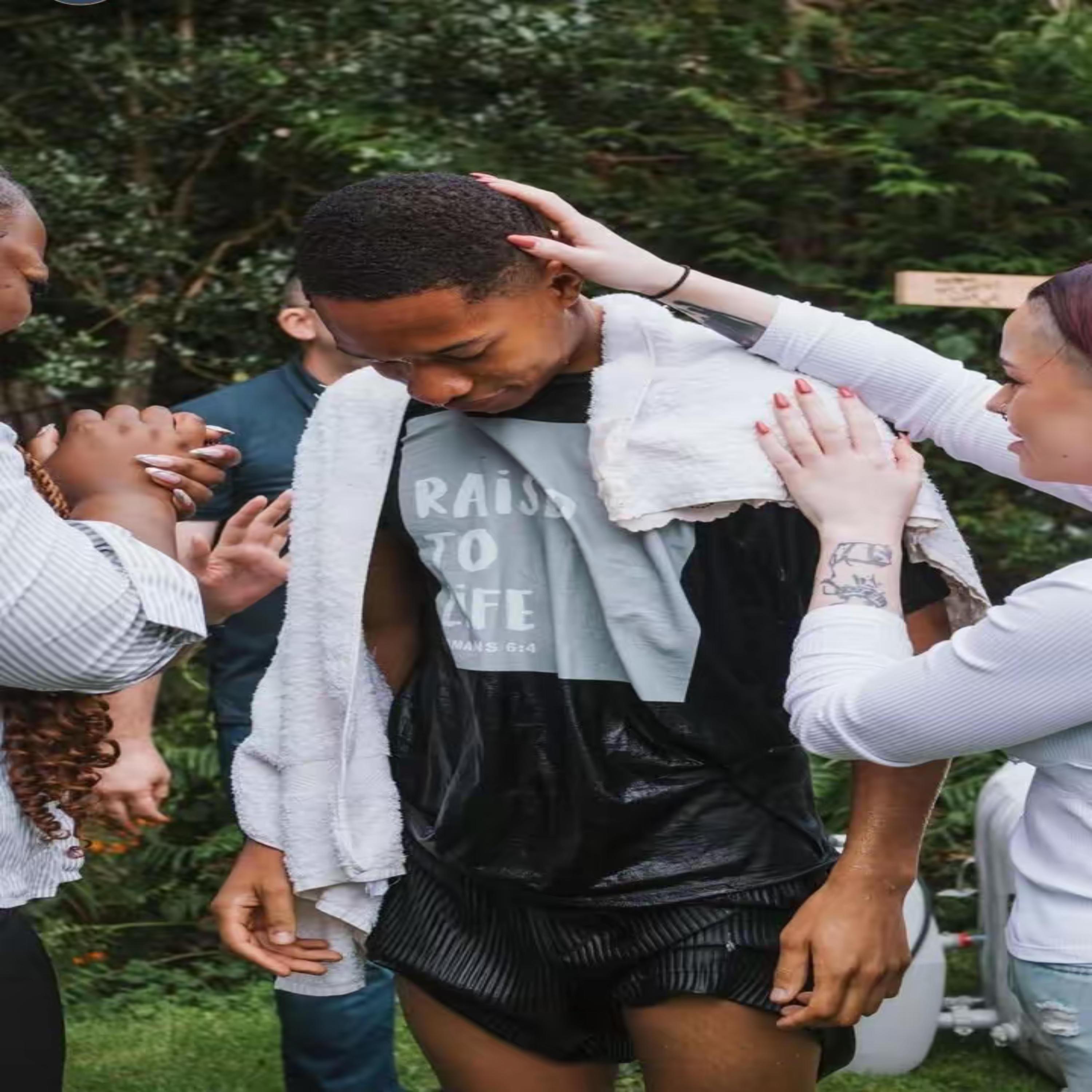 Praise the Lord - Single