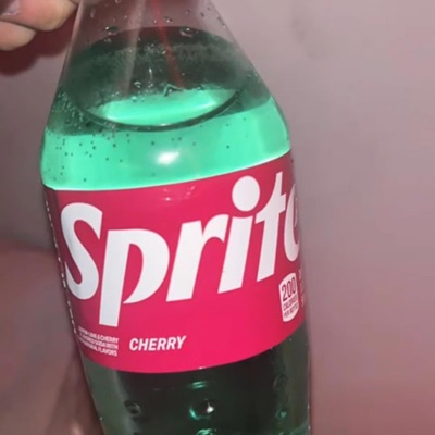 Double hands ona G - Single