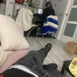 best friend (feat. 2flydrako) Vxga