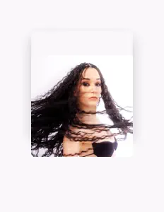 Ouça Fiza, assista a videoclipes, leia a biografia, veja as datas das turnês e mais!