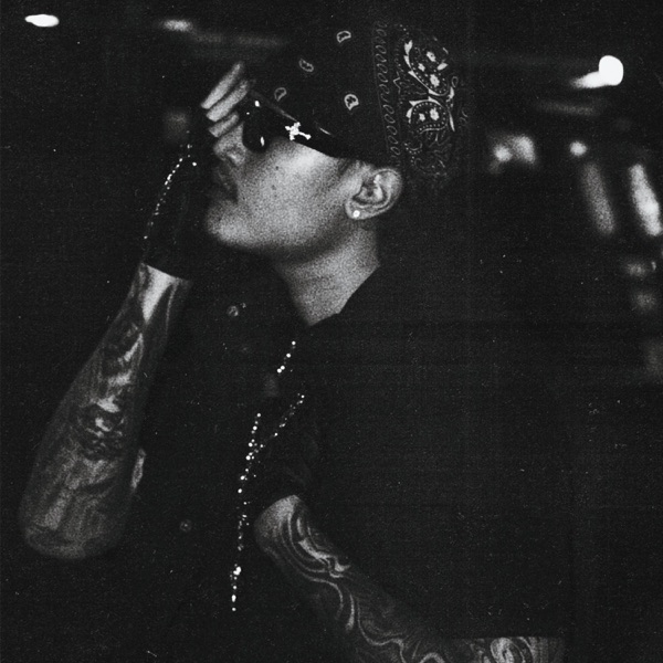 LONELY // LEFT 4 DEĀD