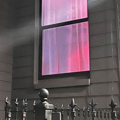 Everything Around Us (feat. ama) - Single