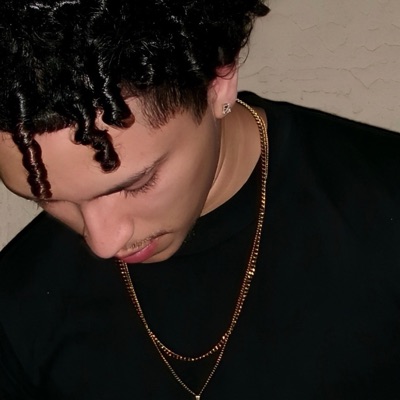 M0LLY WATER (feat. KWicked) - Single