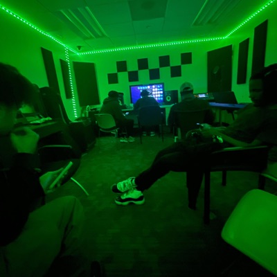 Stay Schemin (feat. BGO JAYSKI, MGE TABARI, DANIEL JAY, ROB & LIL SAVV) - Single