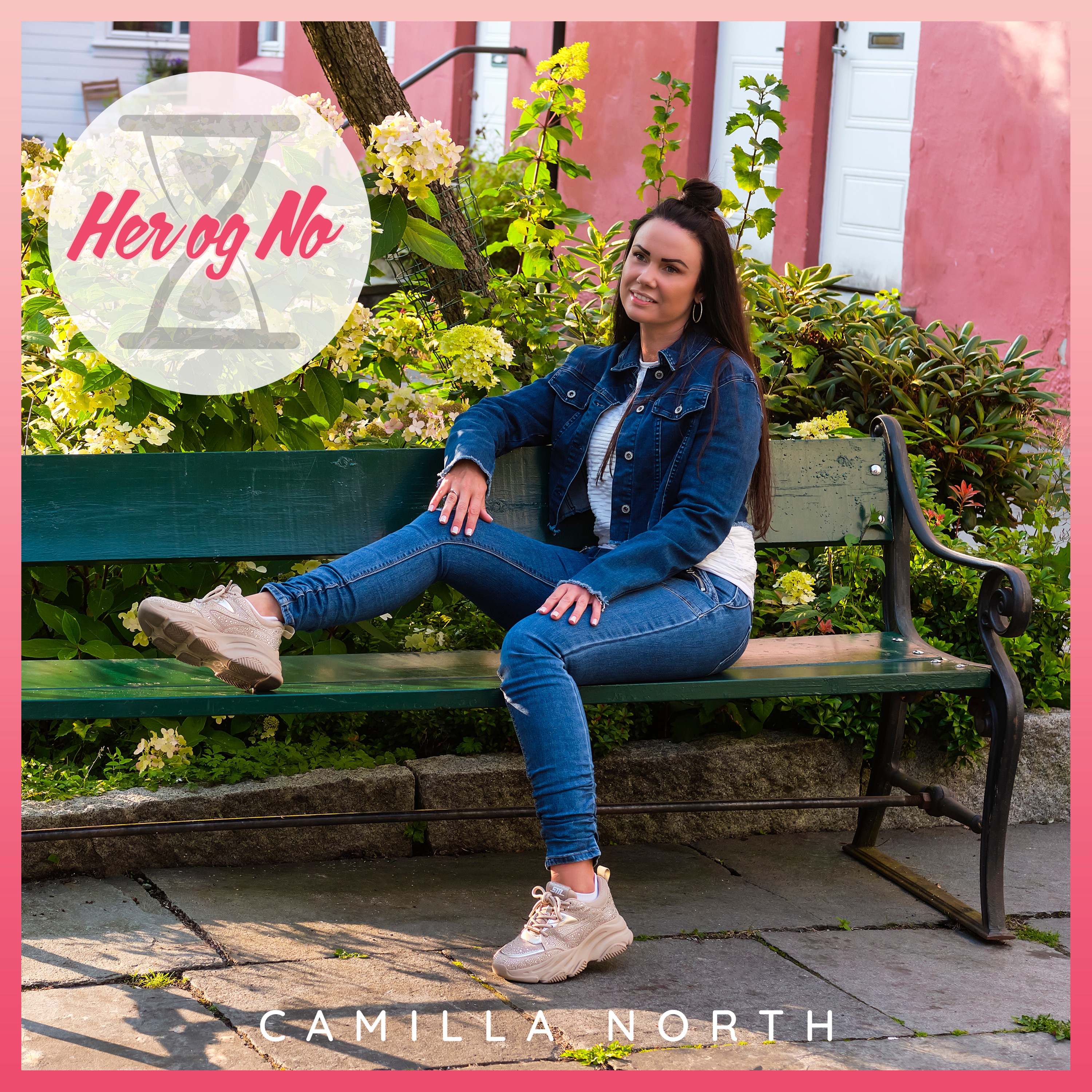 Camilla North - Her og No