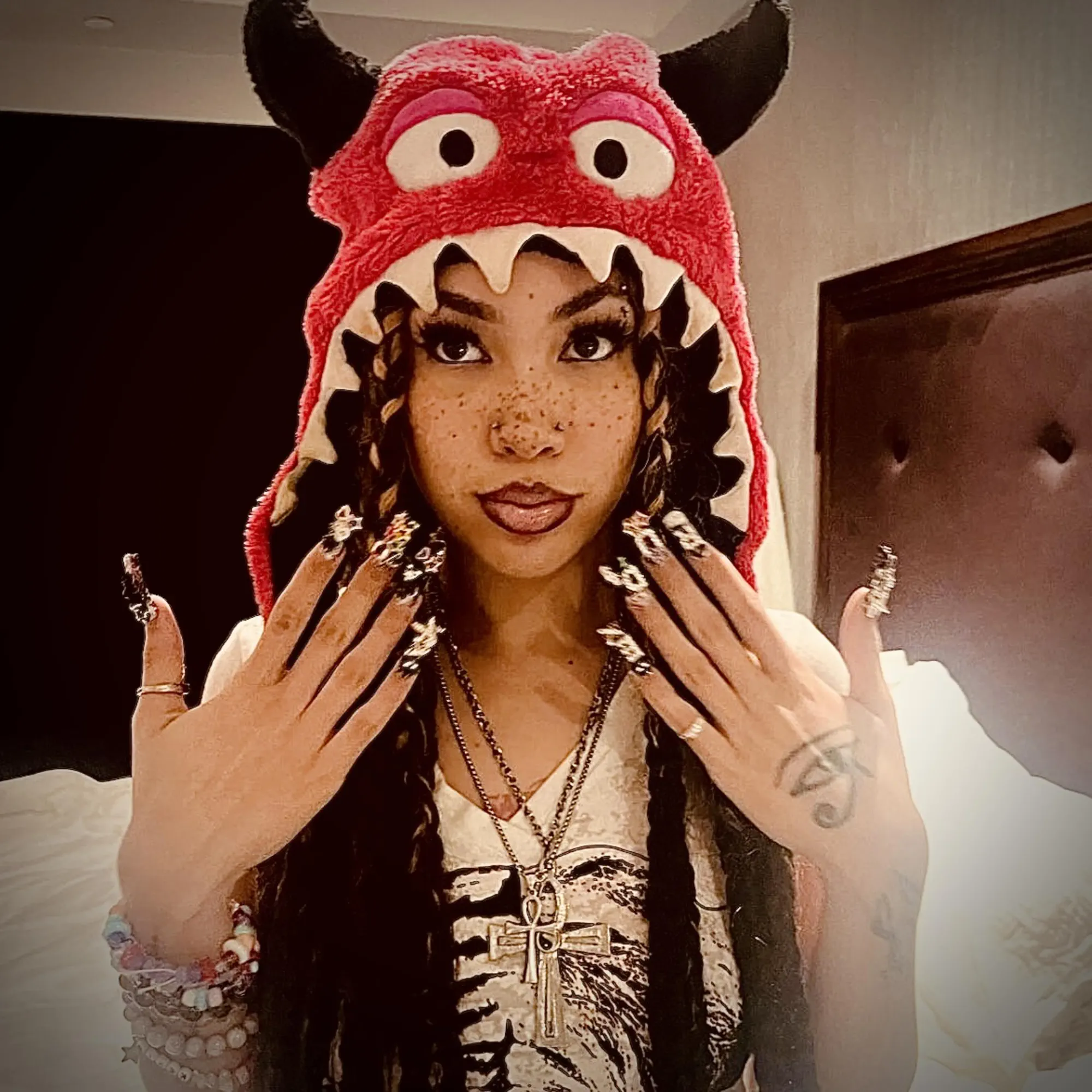 Clonë Üûü.M4a - Single - album by Crafty Barnardo