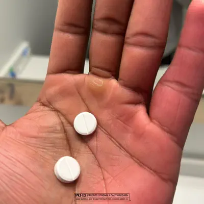 Ακούστε το άλμπουμ 2 Percs - Single από fxckfrxends-