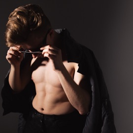 Звезда HUND FLOW & Krizz